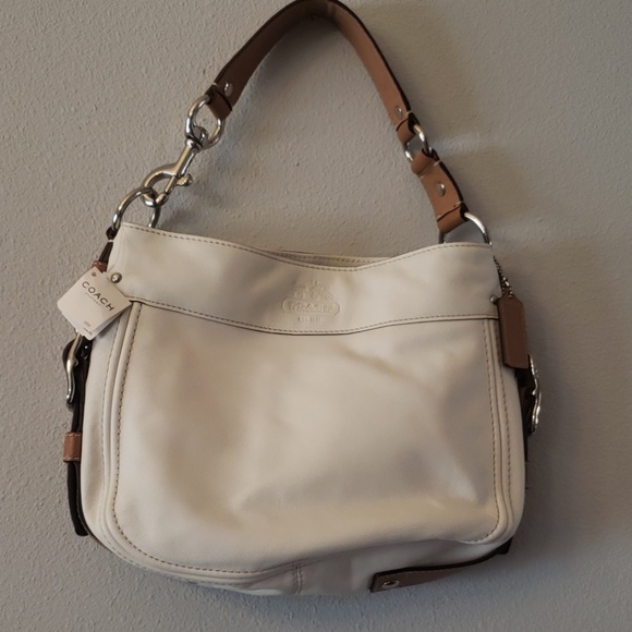 Coach Handbags - 🎄🎁Coach purse. Brand new with tags